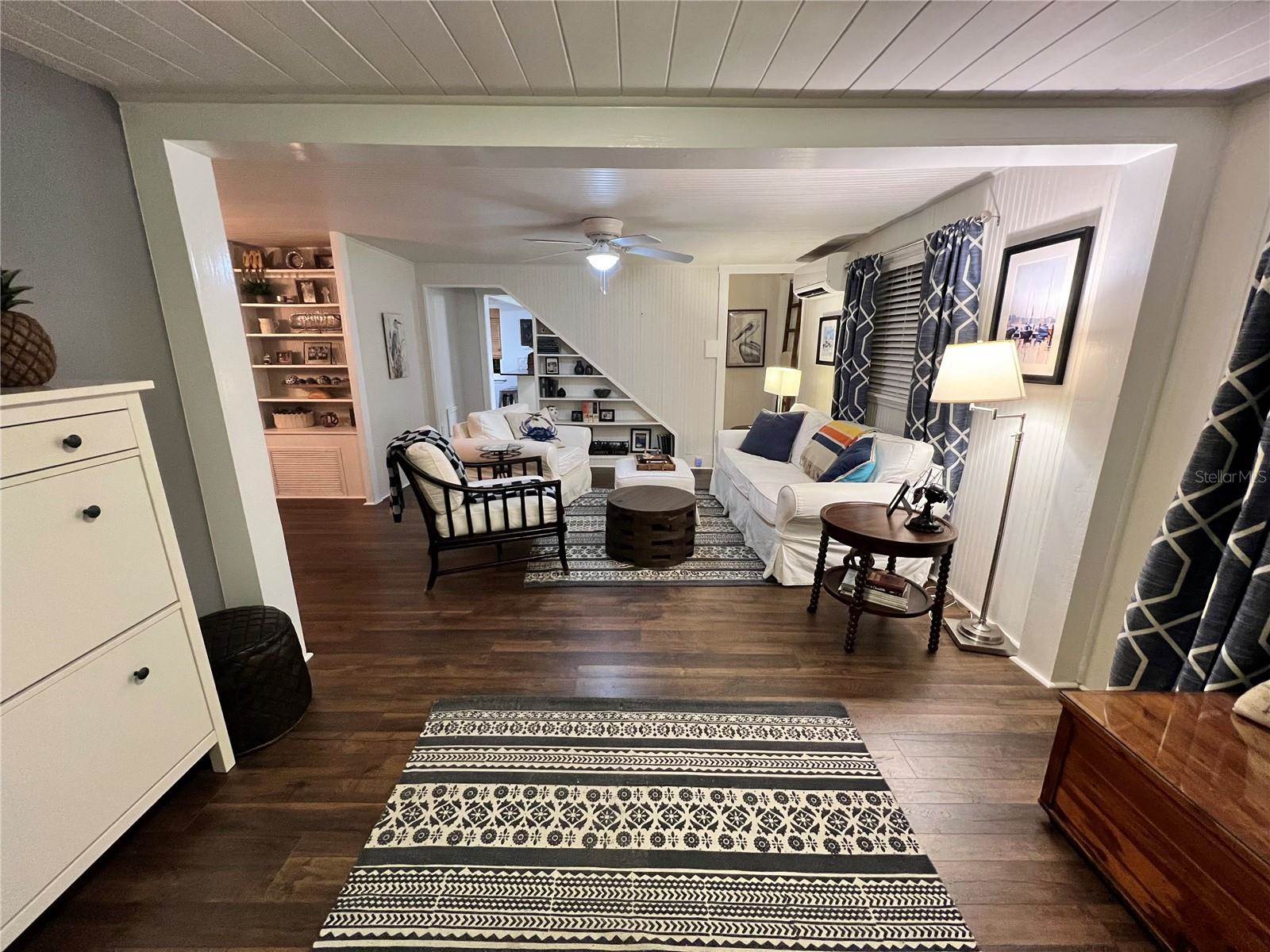 810 North Tremain Street, Mount Dora, FL 32757