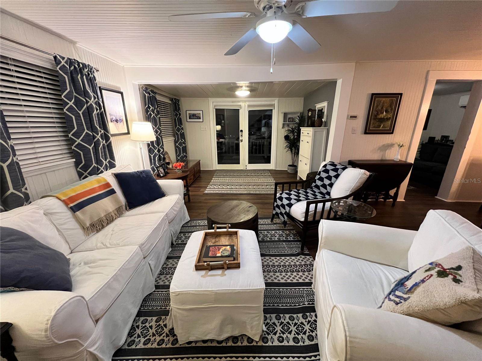 810 North Tremain Street, Mount Dora, FL 32757