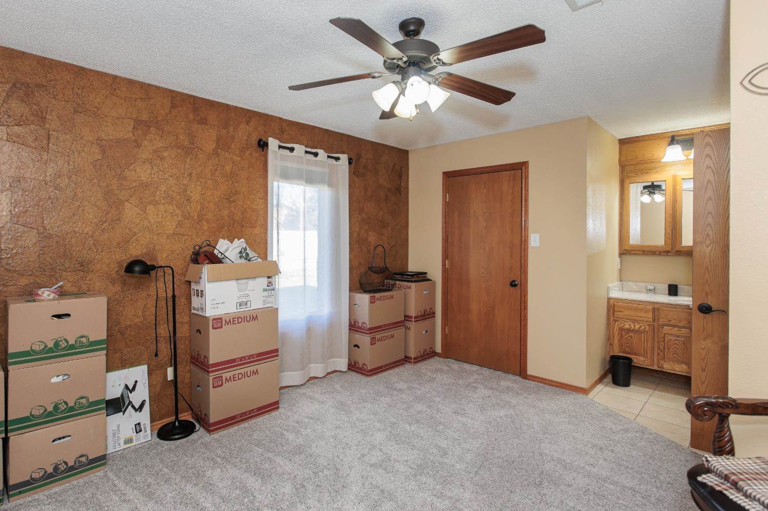 945 Emery Lane, Elkhart, KS 67950