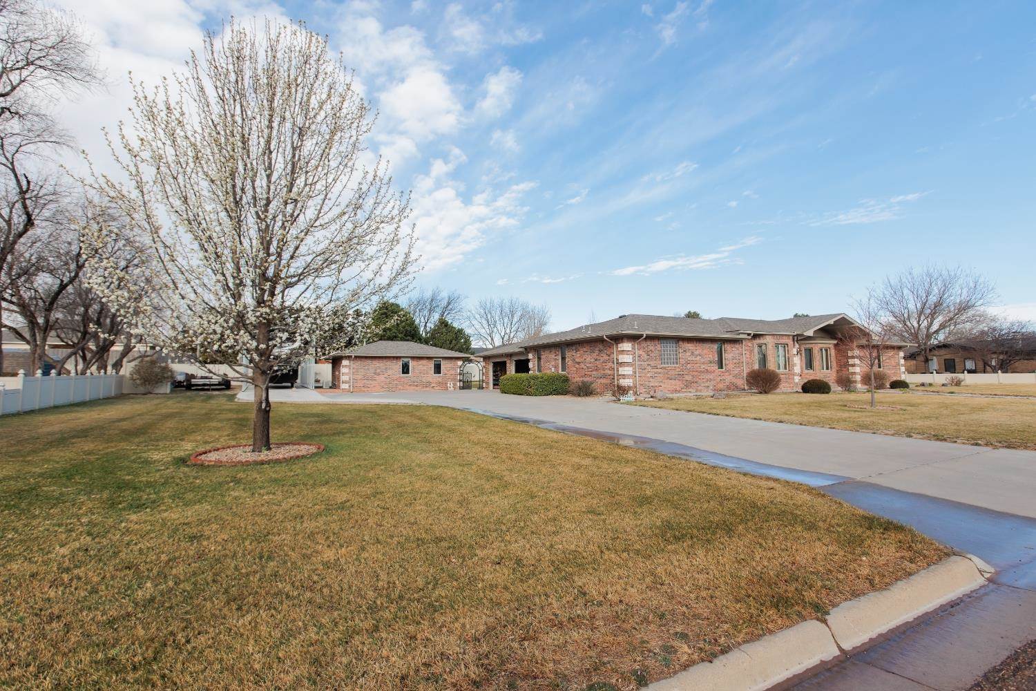 945 Emery Lane, Elkhart, KS 67950