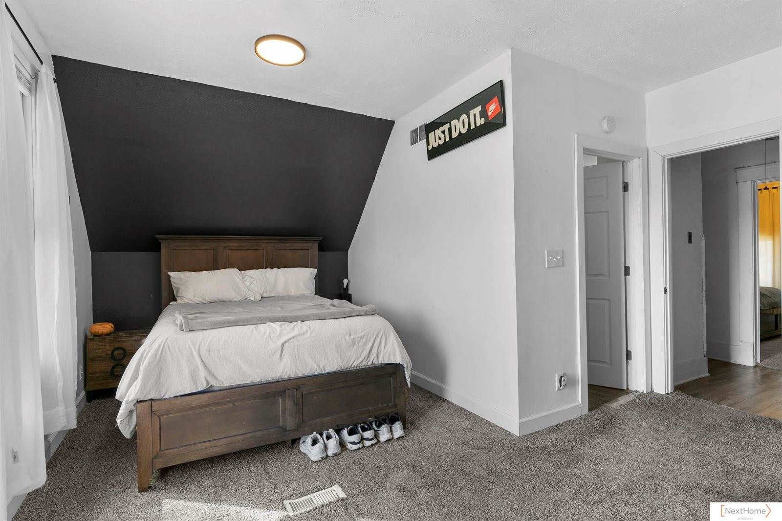 925 Peach Street, Lincoln, NE 68502