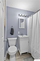 925 Peach Street, Lincoln, NE 68502