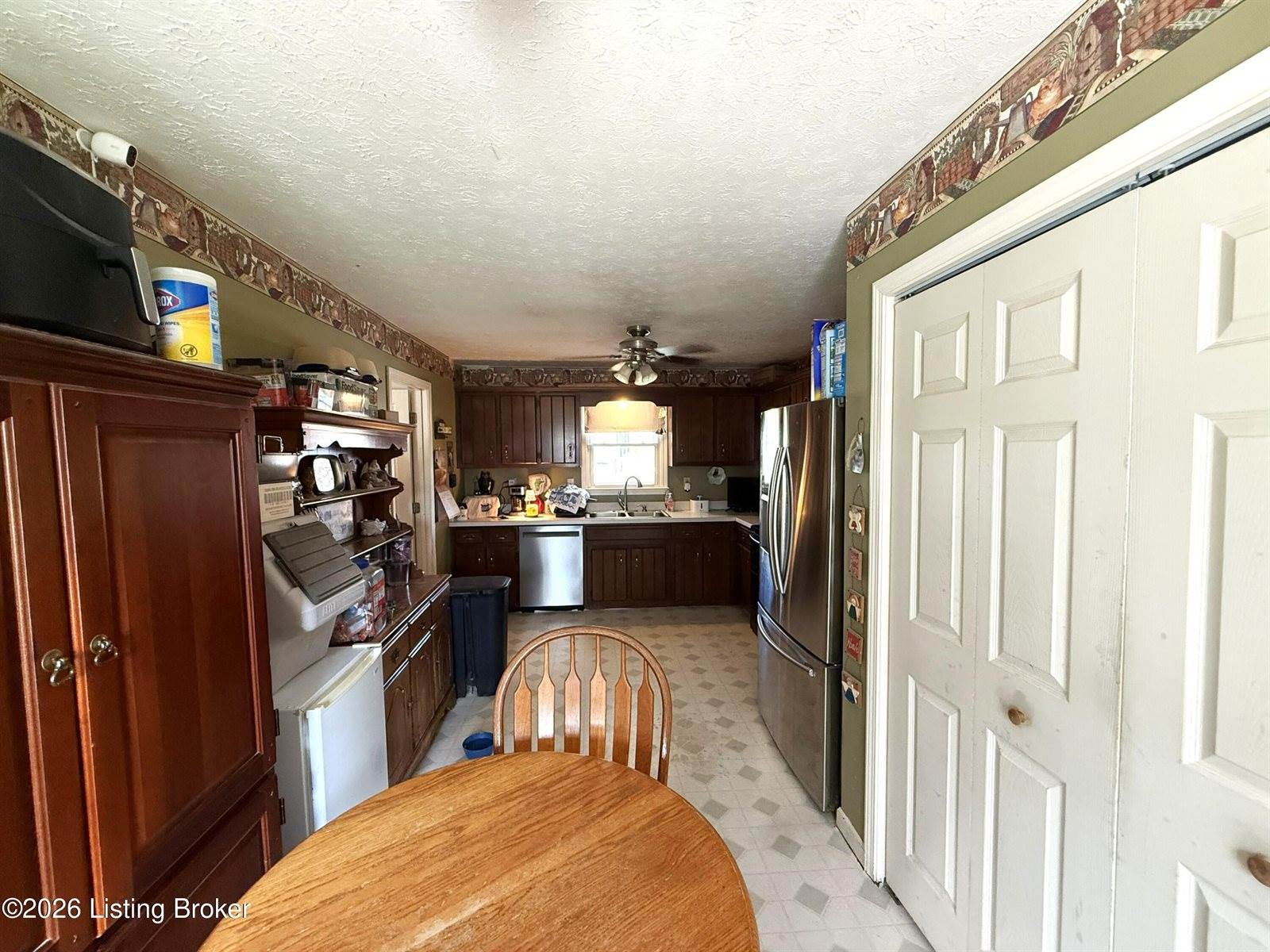 104 Thomas St, Frankfort, KY 40601