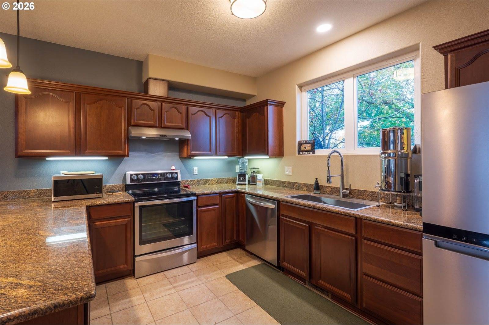 5527 NE 13TH Ave, Portland, OR 97211