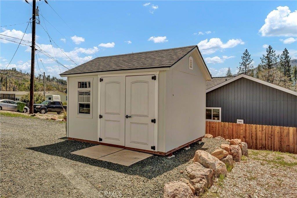 9447 Angelly, Cobb, CA 95426