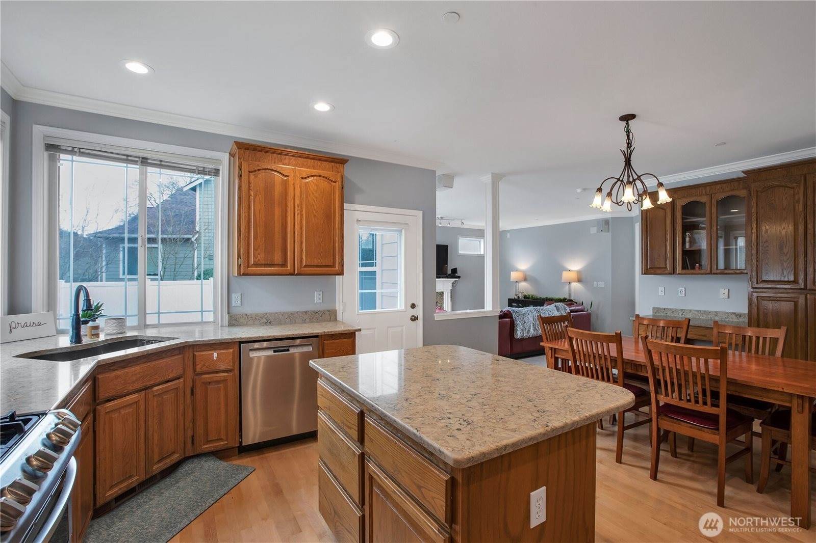 2194 Forrest Place, Dupont, WA 98327
