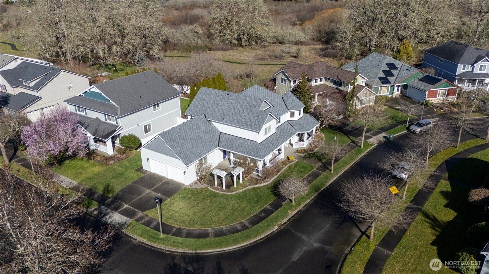 2194 Forrest Place, Dupont, WA 98327