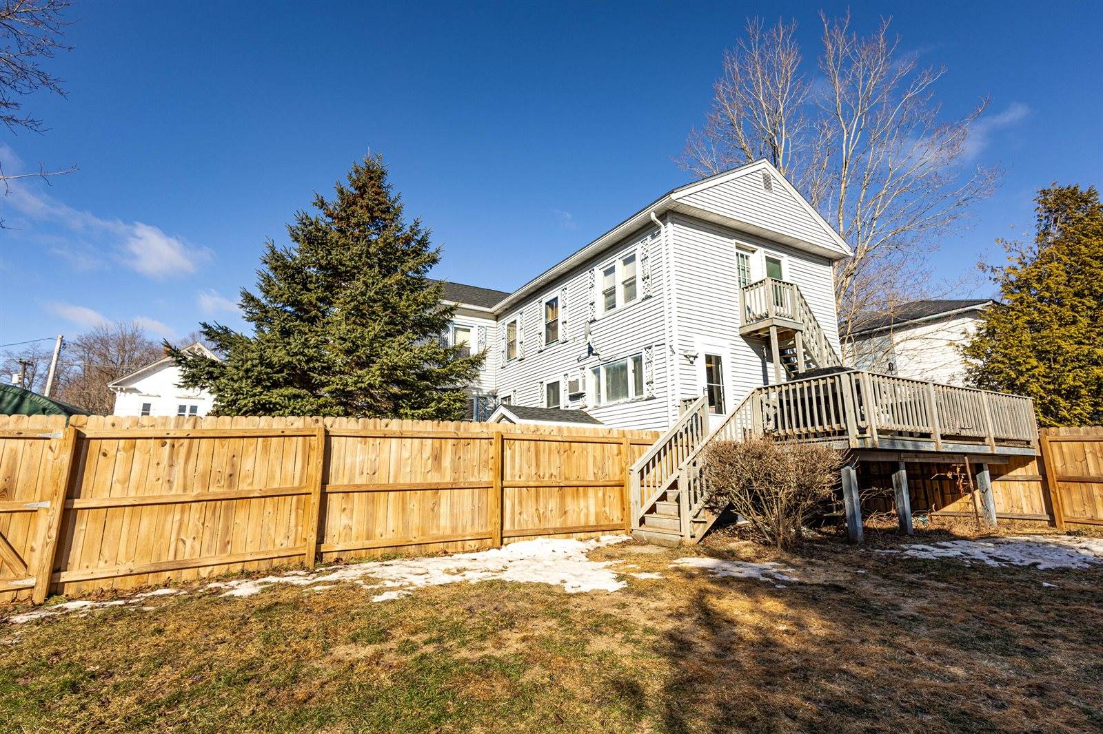 48 Main Road, Charleston, ME 04422