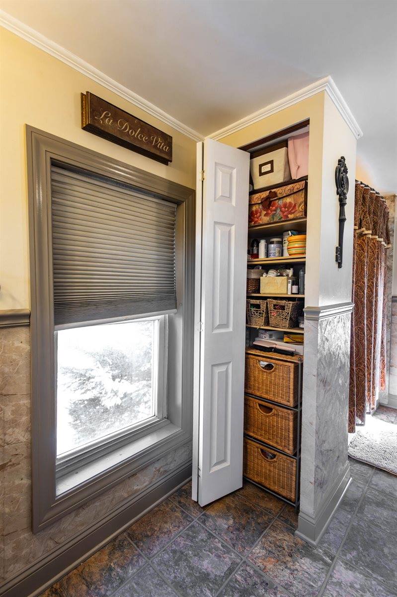 48 Main Road, Charleston, ME 04422