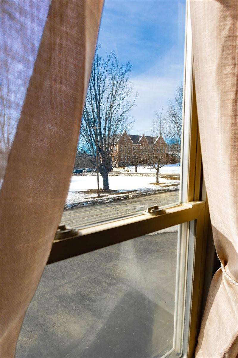 48 Main Road, Charleston, ME 04422