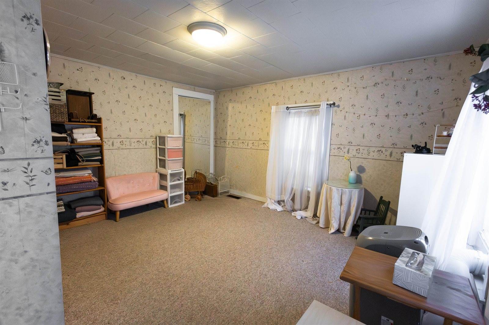 48 Main Road, Charleston, ME 04422