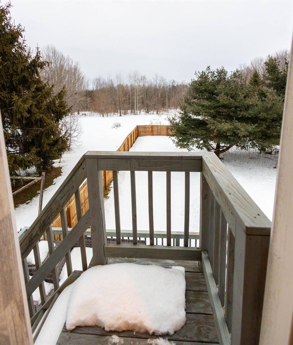 48 Main Road, Charleston, ME 04422