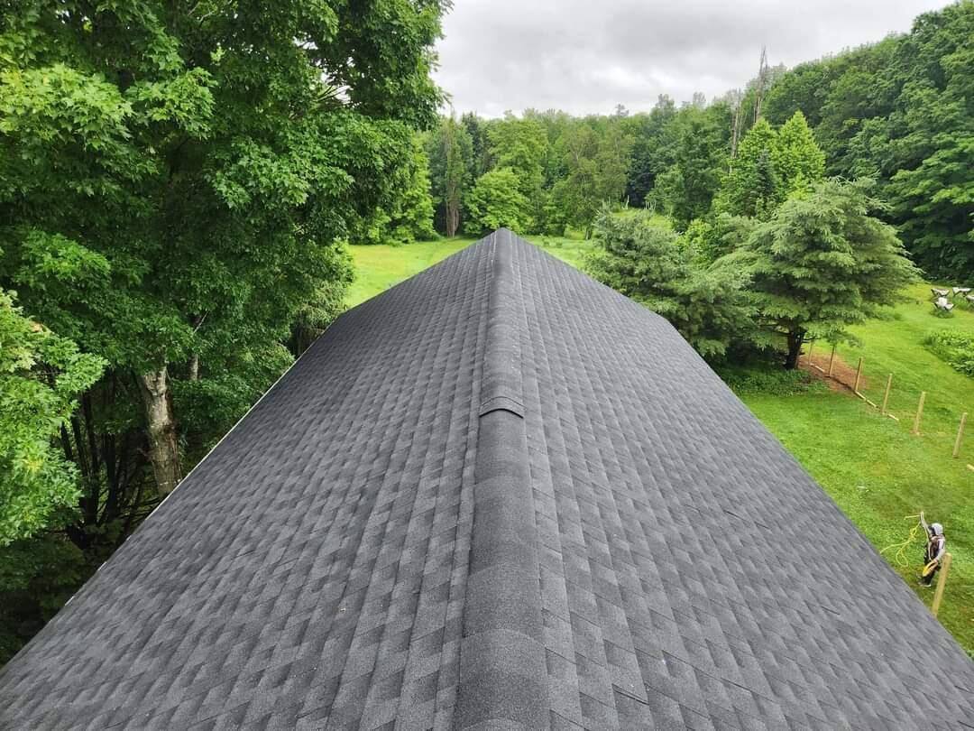 48 Main Road, Charleston, ME 04422