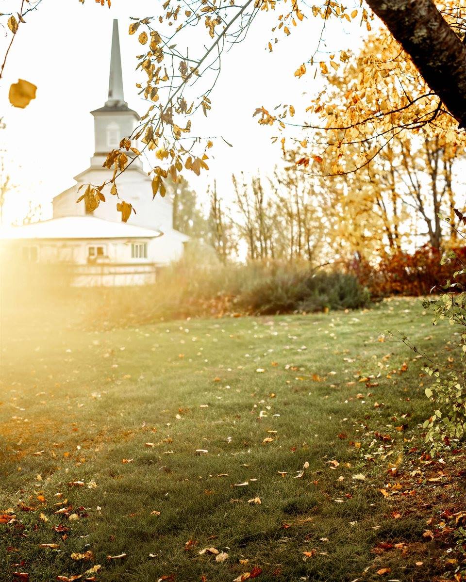 48 Main Road, Charleston, ME 04422