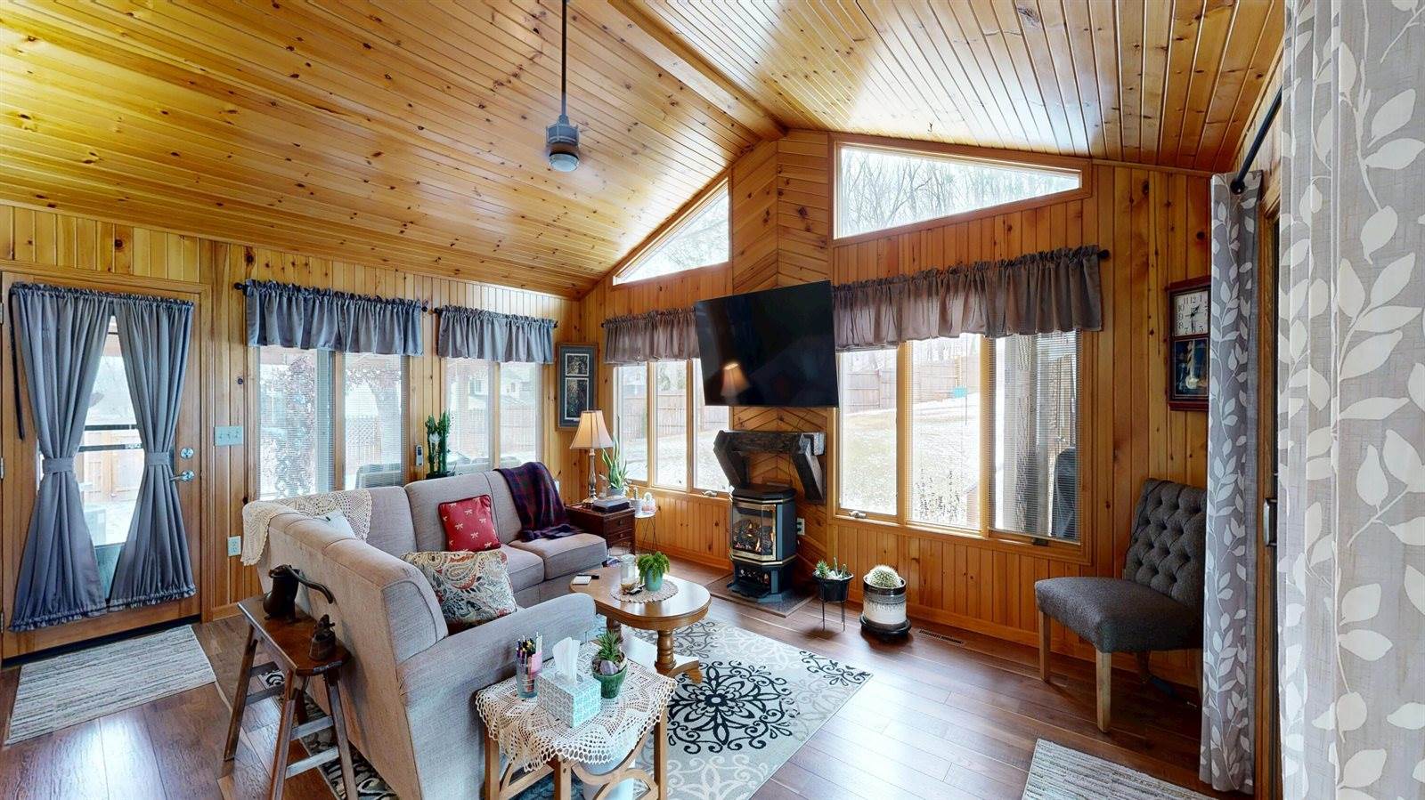 1719 South Highland Dr, Sparta, WI 54656