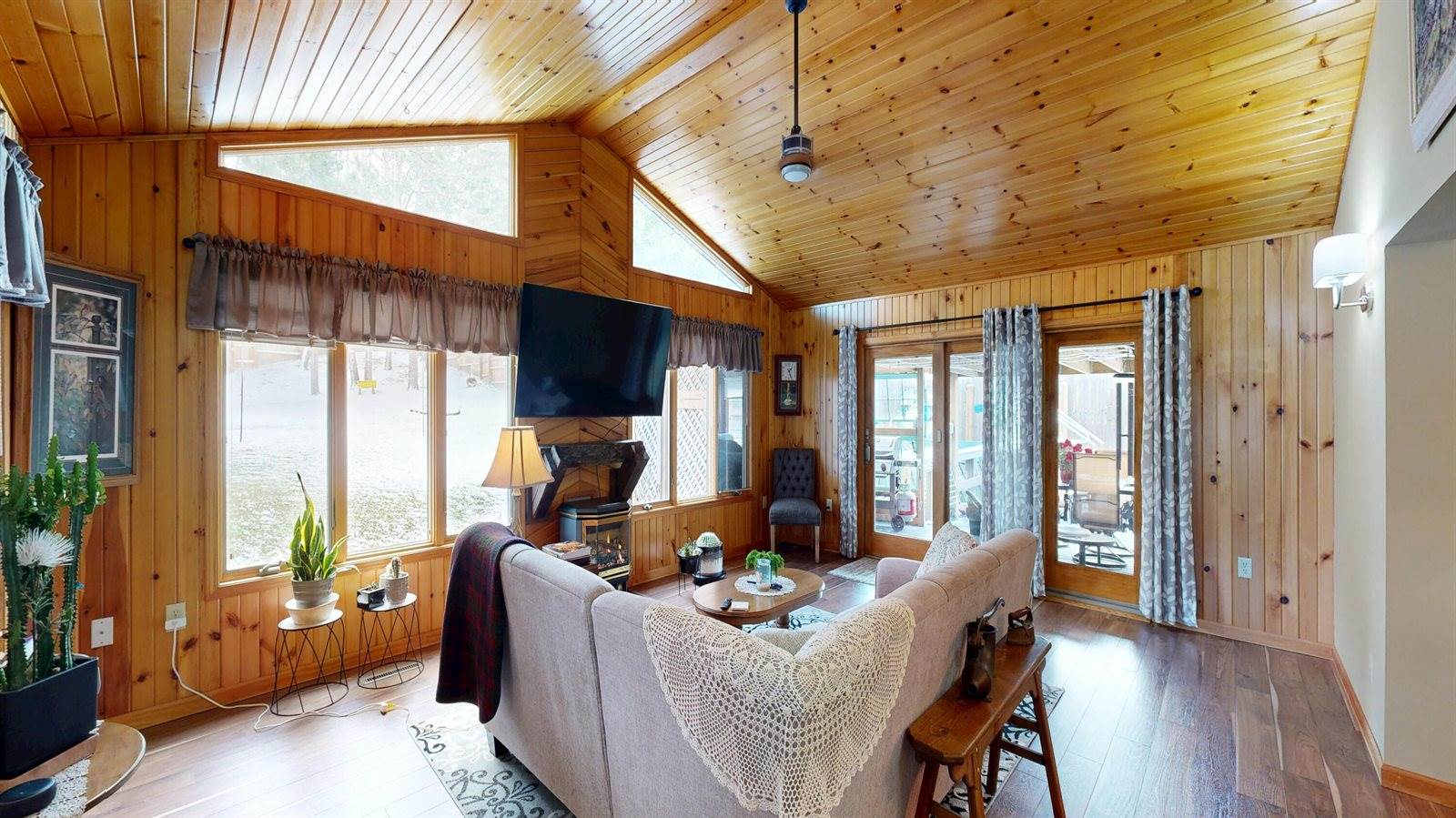 1719 South Highland Dr, Sparta, WI 54656