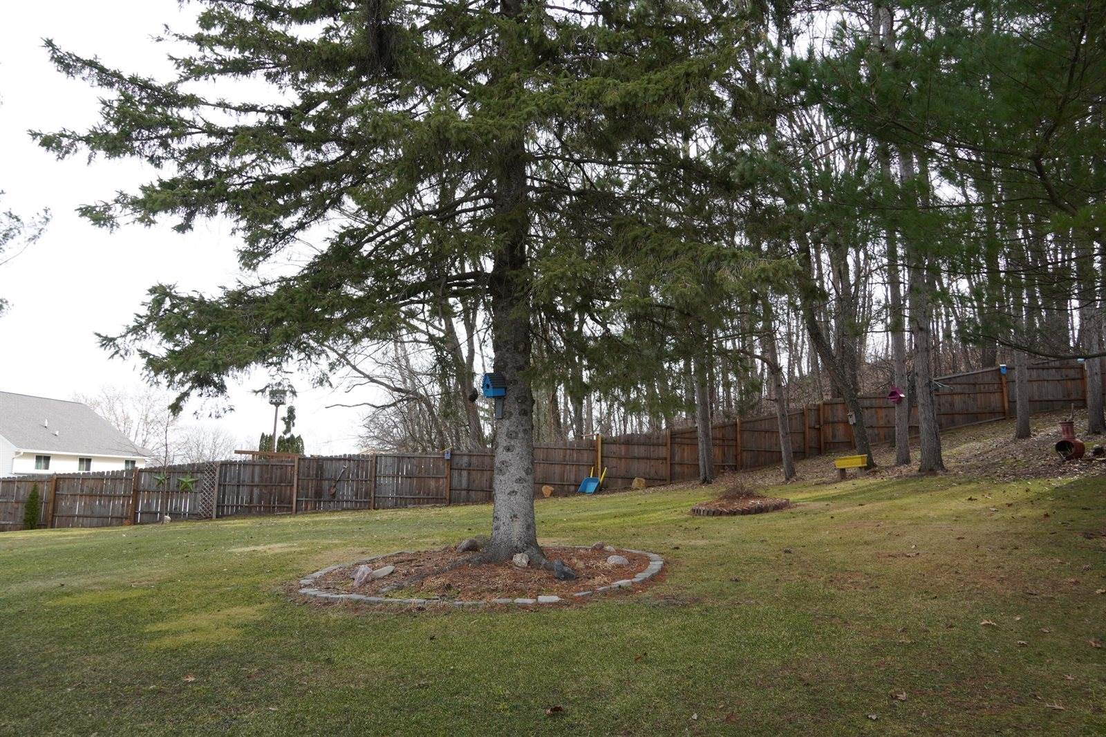 1719 South Highland Dr, Sparta, WI 54656