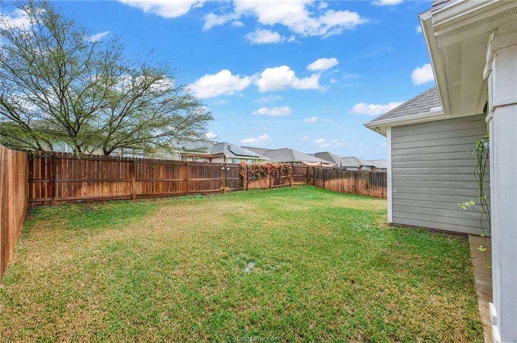 2126 Markley Drive, Bryan, TX 77807