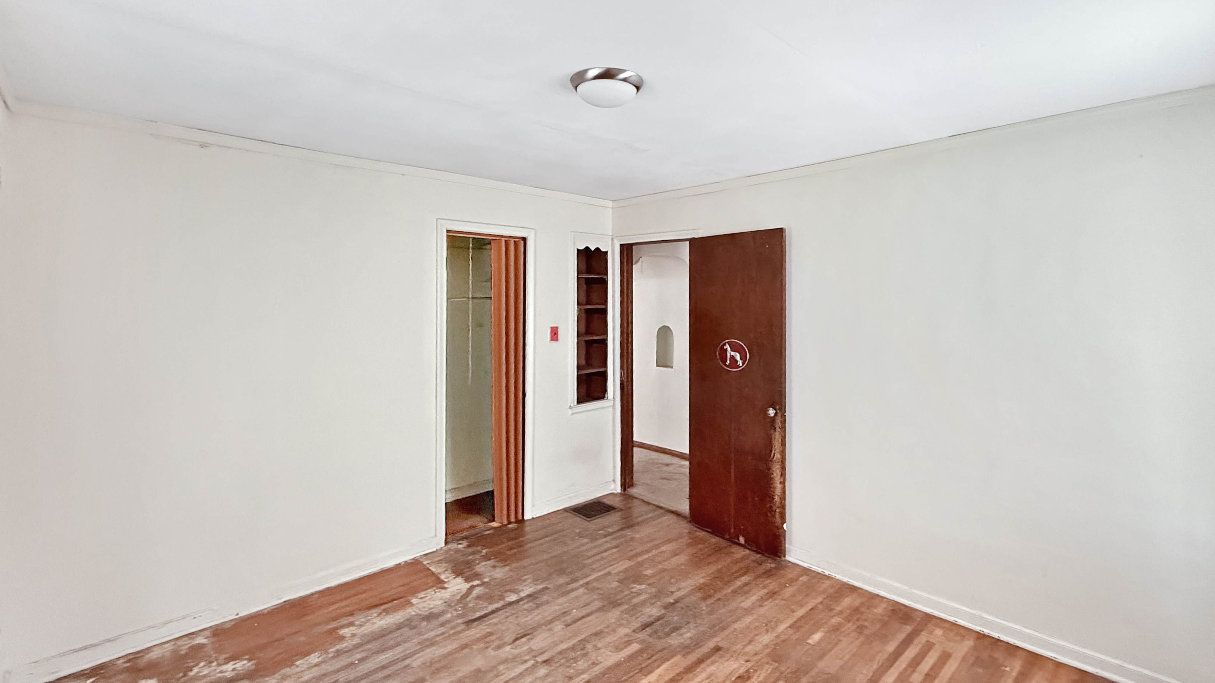 2301 Beech St, Terre Haute, IN 47804