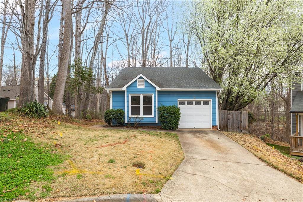 9 Dunnberry Court, Greensboro, NC 27455