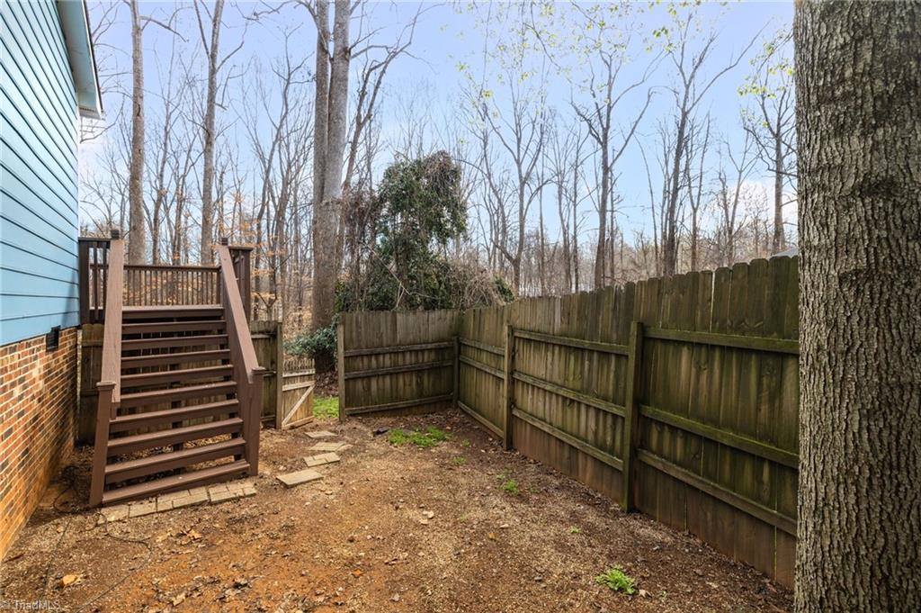 9 Dunnberry Court, Greensboro, NC 27455