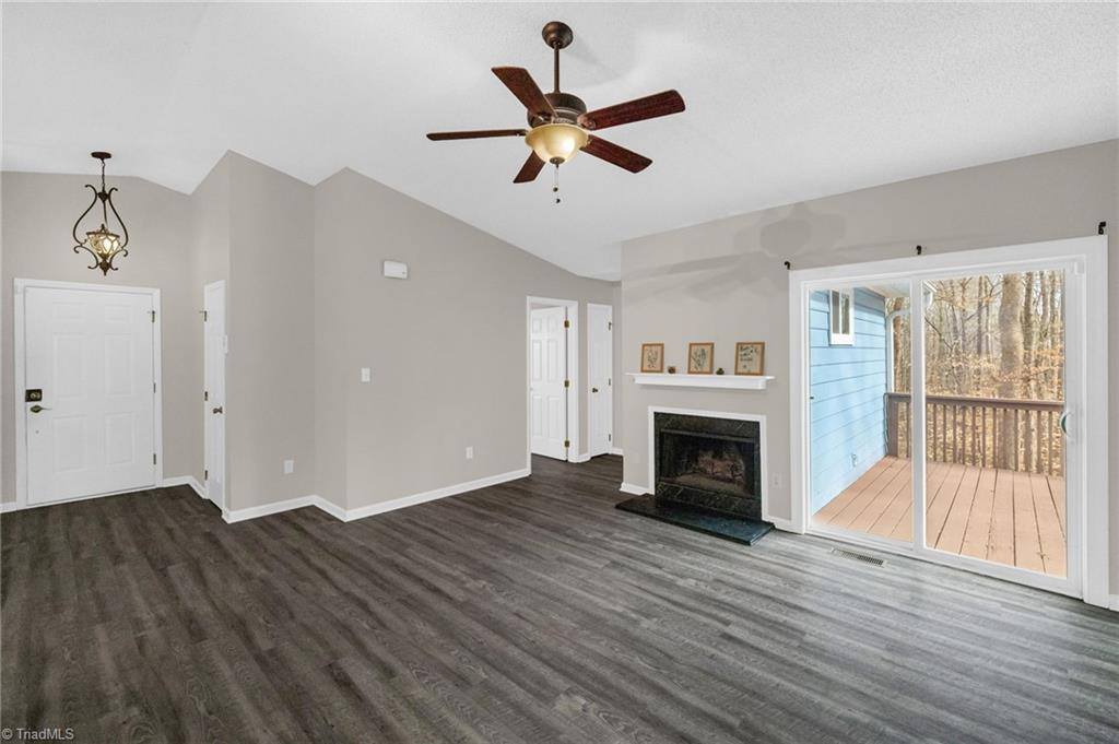 9 Dunnberry Court, Greensboro, NC 27455