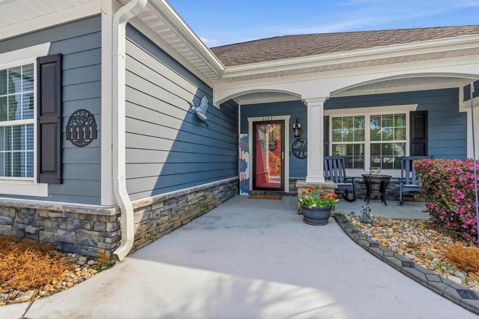 1111 Maccoa Dr., Conway, SC 29526