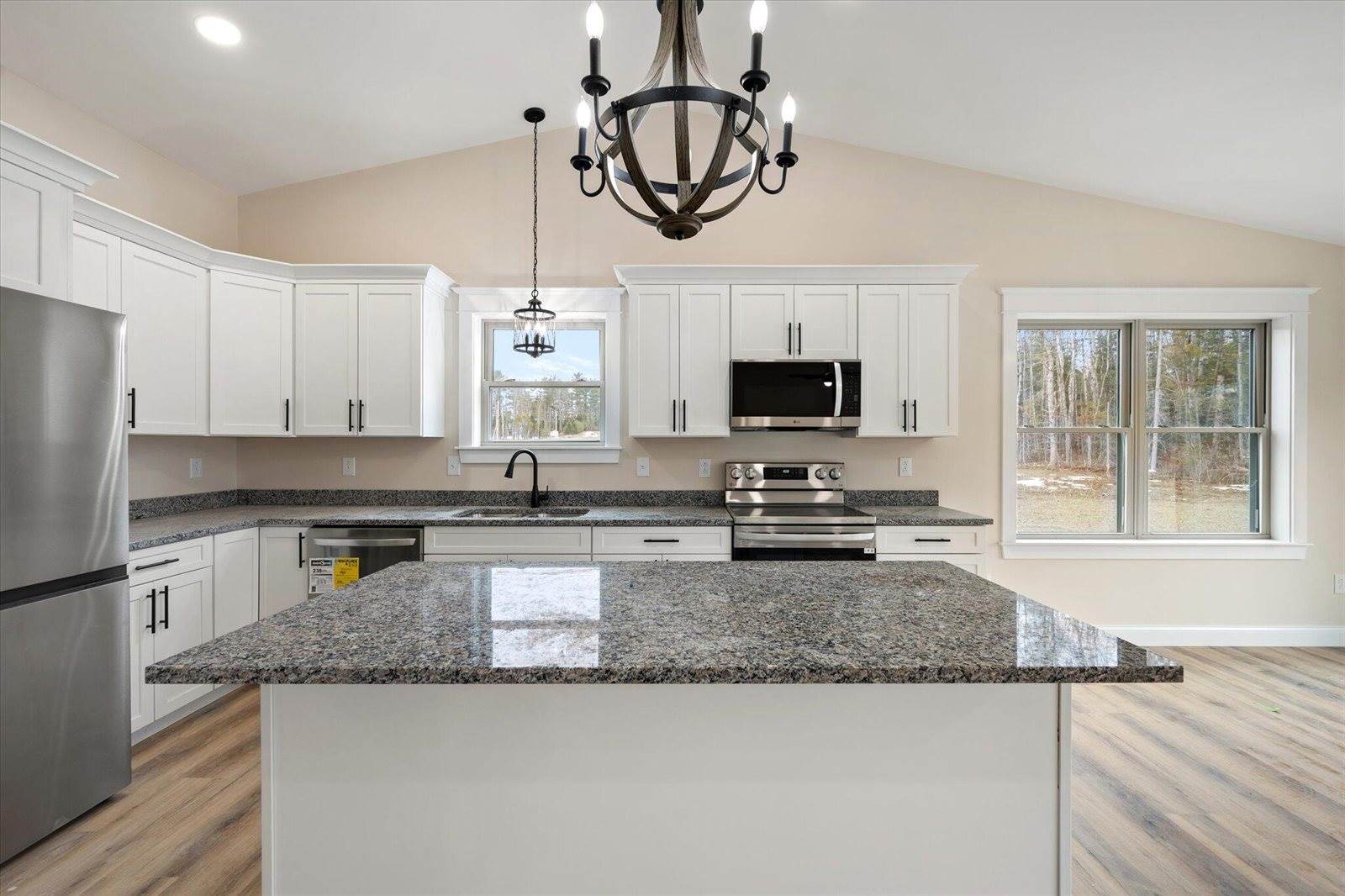 678 Streamside Avenue, Hermon, ME 04401