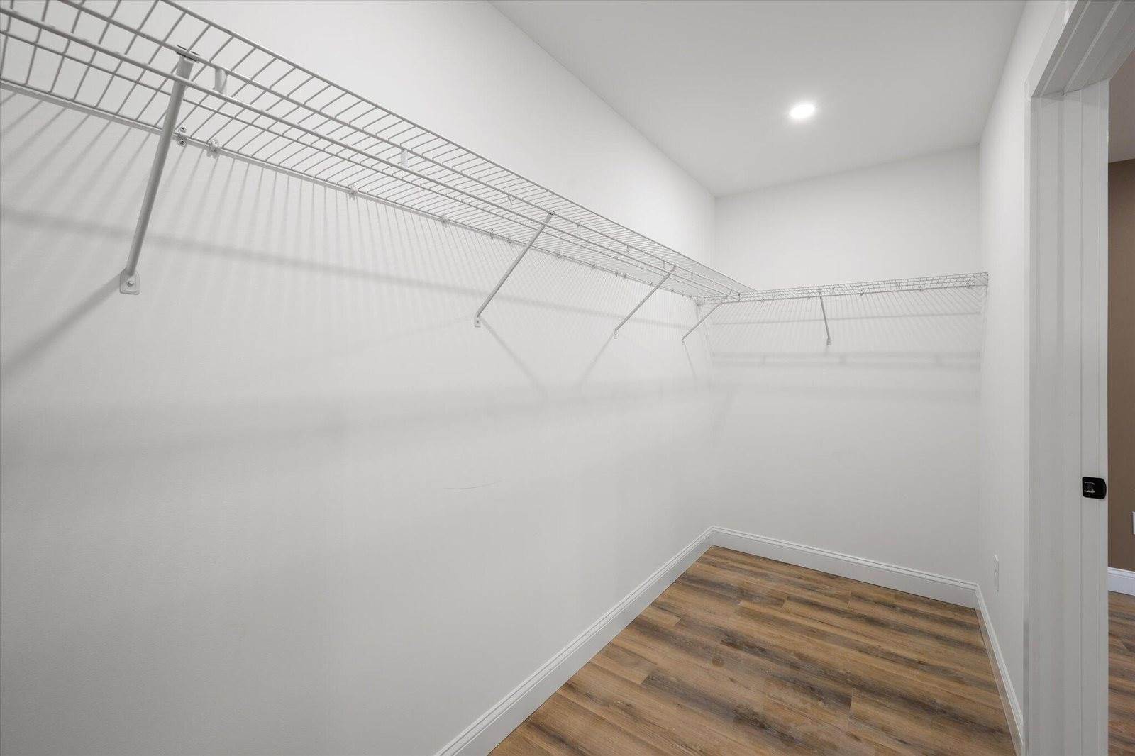 678 Streamside Avenue, Hermon, ME 04401