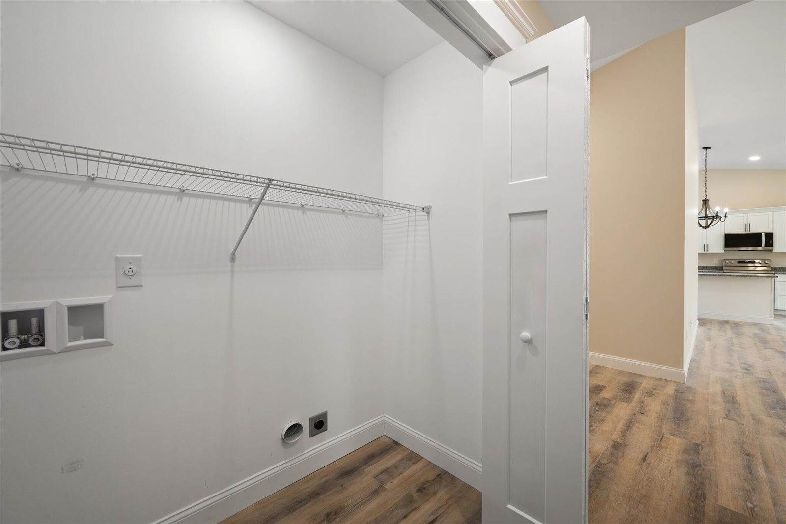 678 Streamside Avenue, Hermon, ME 04401