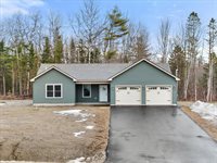 678 Streamside Avenue, Hermon, ME 04401