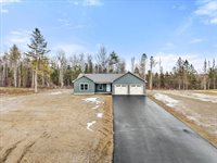 678 Streamside Avenue, Hermon, ME 04401