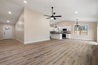 678 Streamside Avenue, Hermon, ME 04401