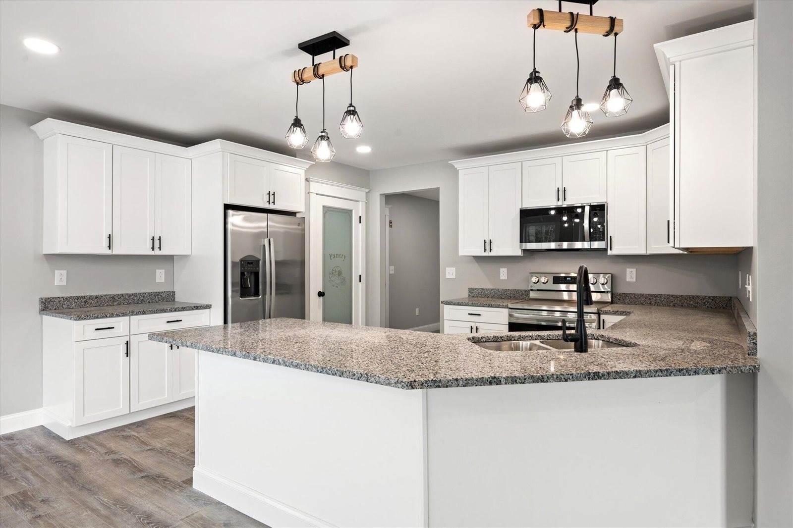 673 Streamside Avenue, Hermon, ME 04401