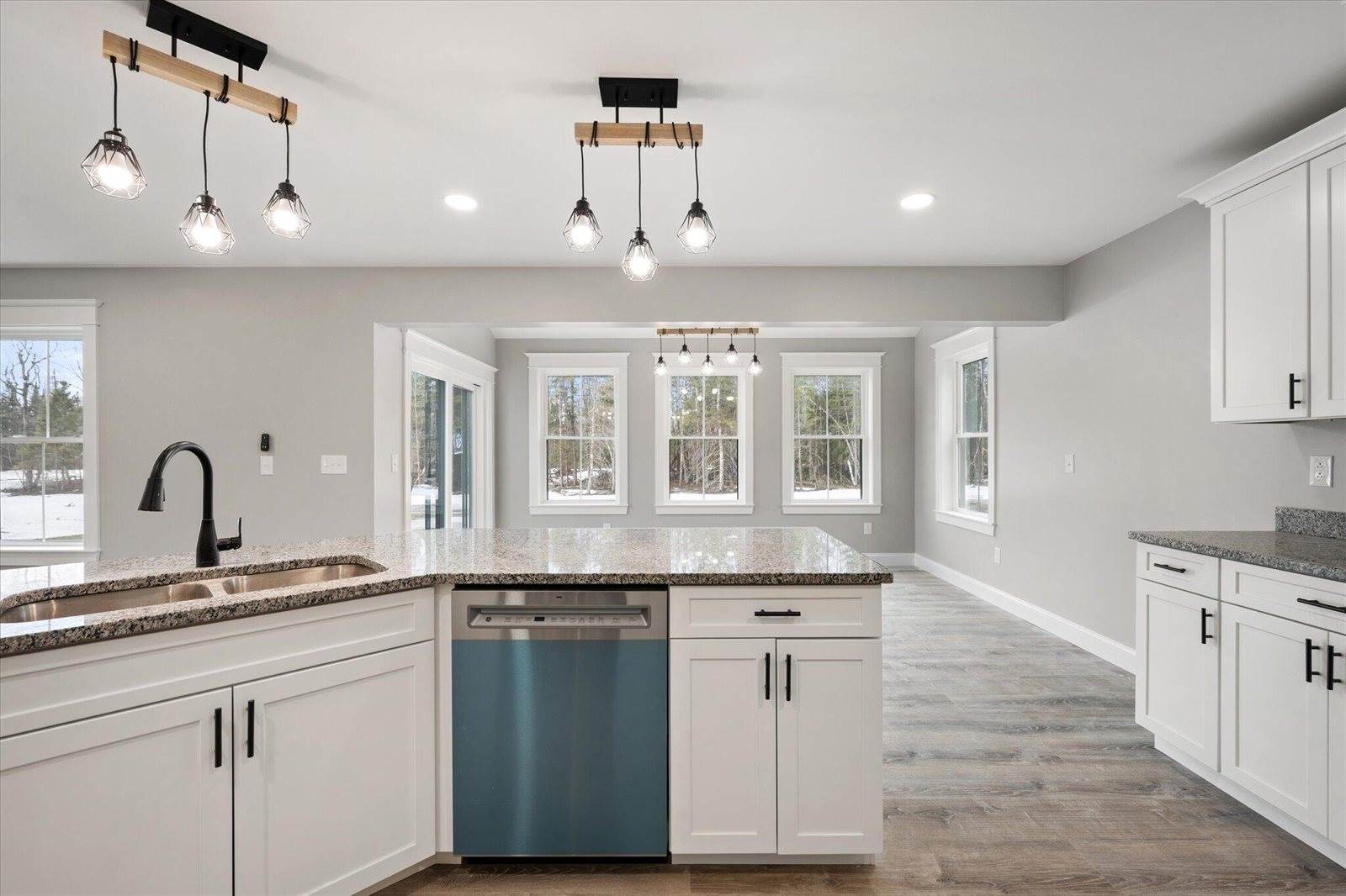 673 Streamside Avenue, Hermon, ME 04401