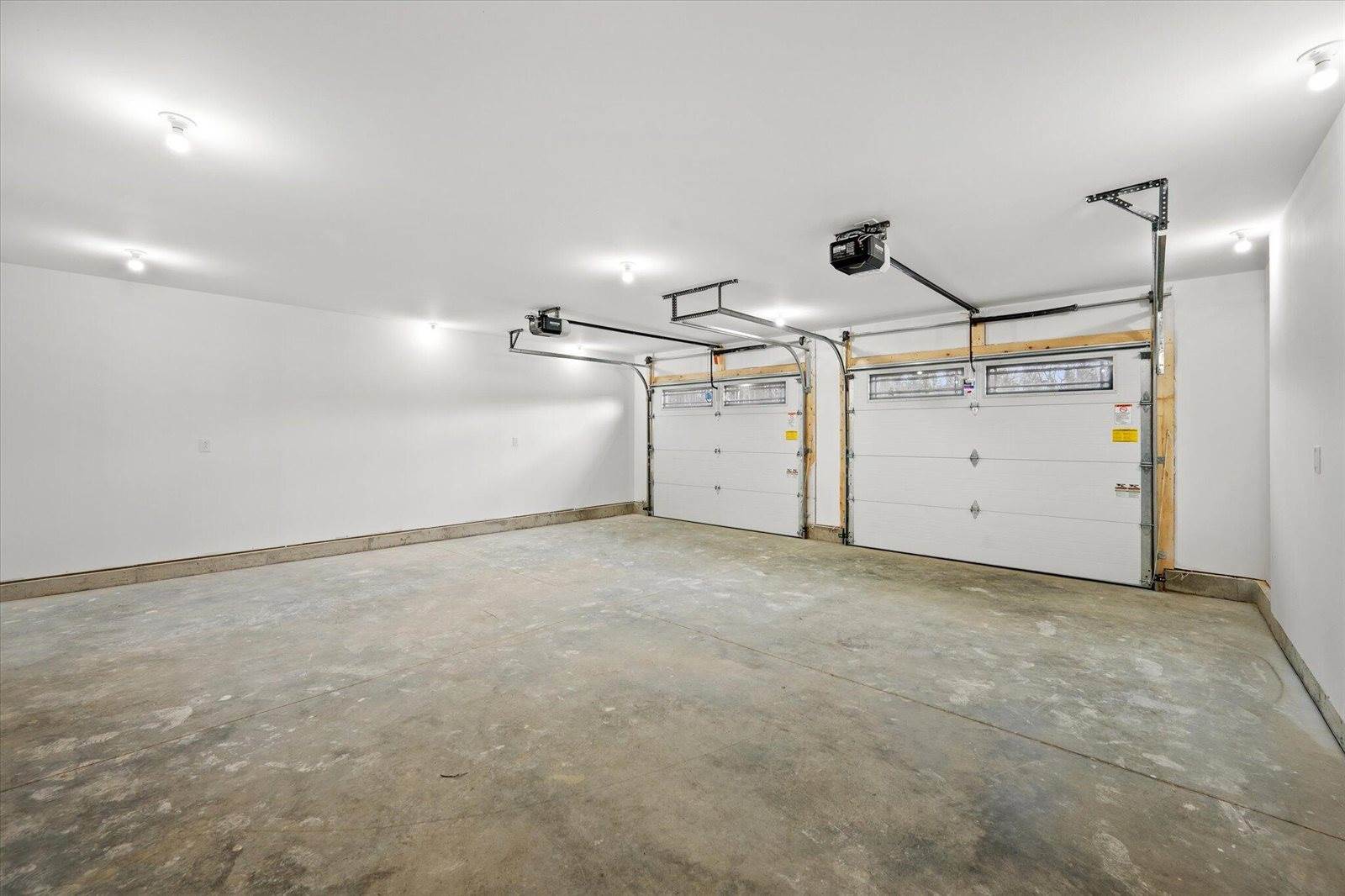 673 Streamside Avenue, Hermon, ME 04401