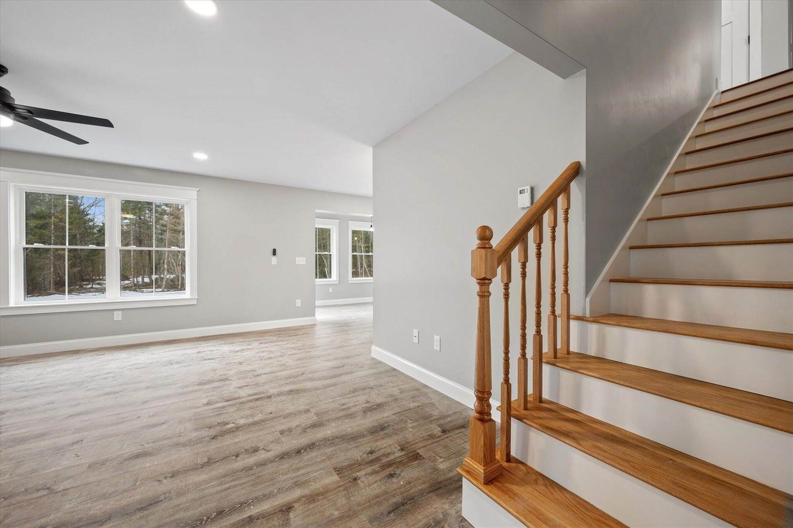 673 Streamside Avenue, Hermon, ME 04401