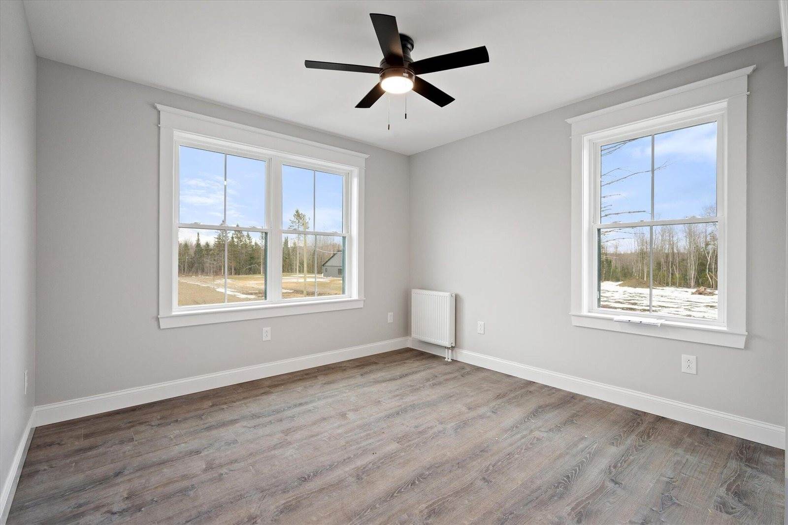 673 Streamside Avenue, Hermon, ME 04401