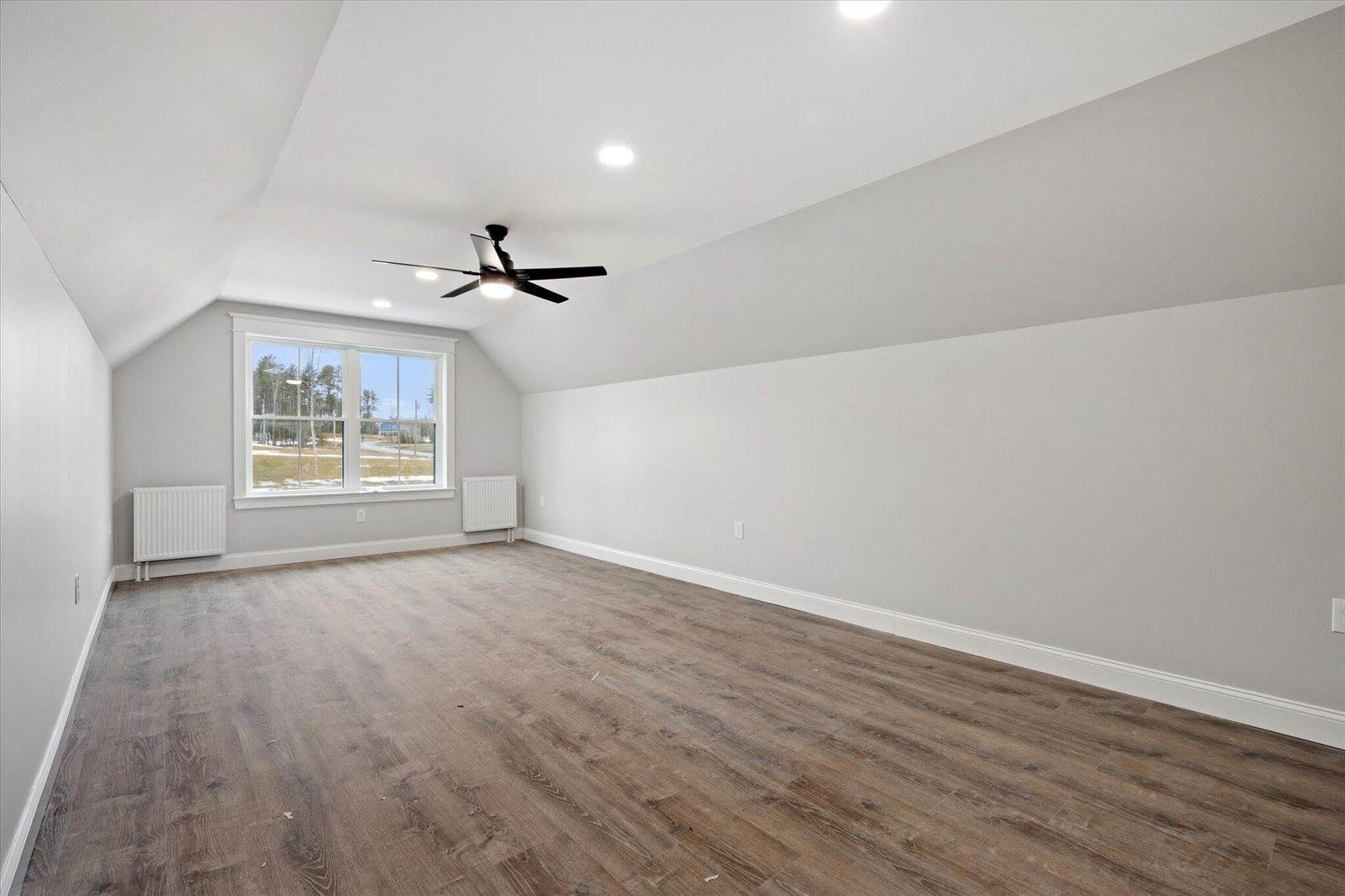 673 Streamside Avenue, Hermon, ME 04401