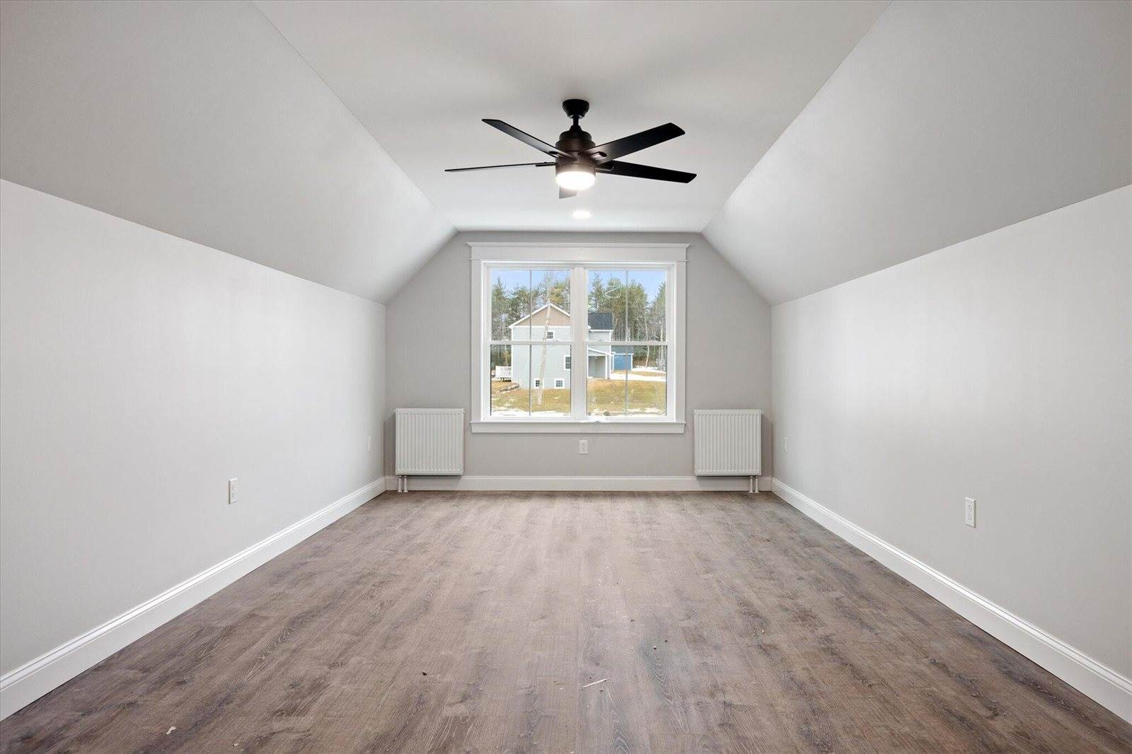 673 Streamside Avenue, Hermon, ME 04401