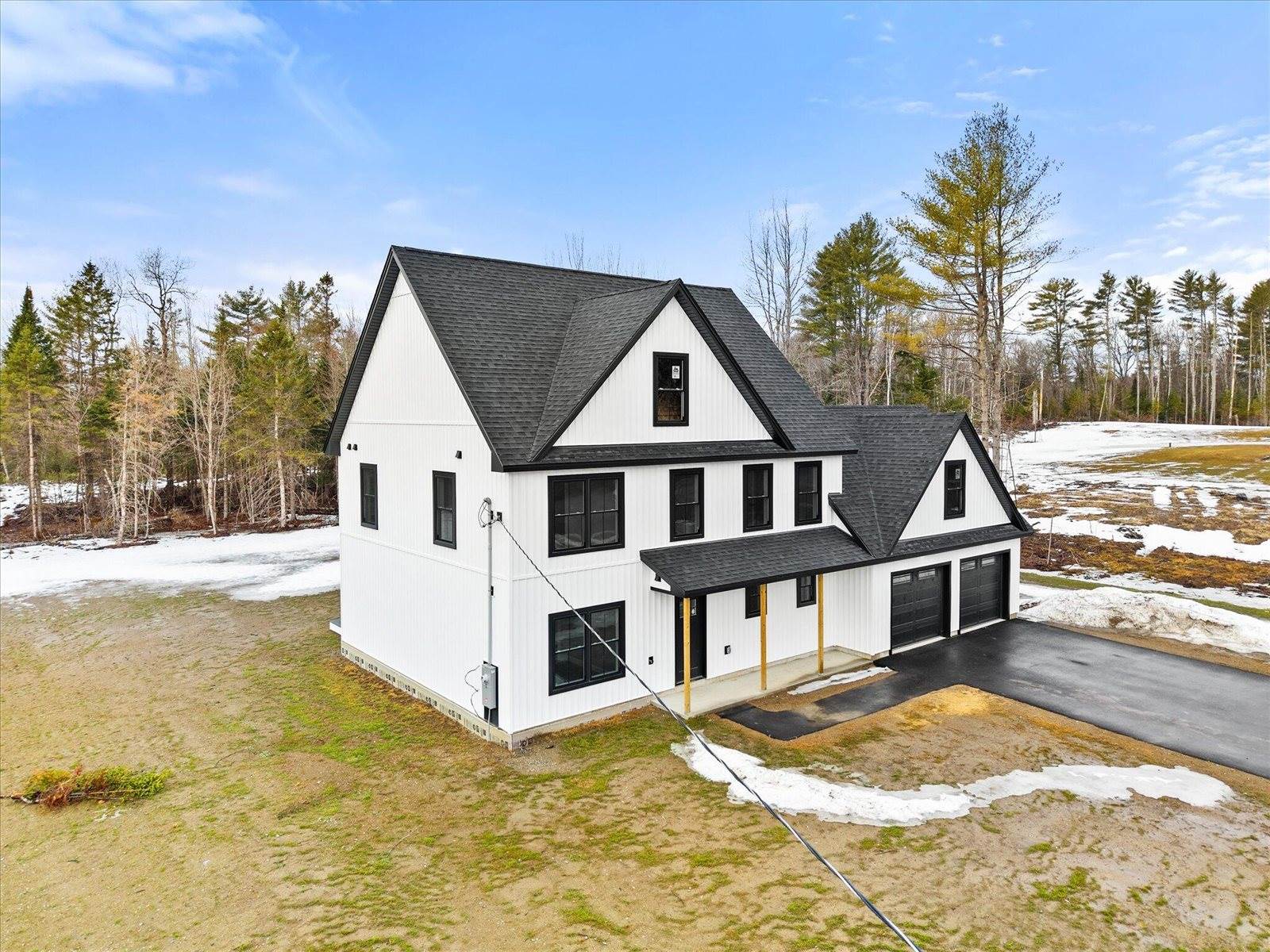 673 Streamside Avenue, Hermon, ME 04401