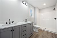 673 Streamside Avenue, Hermon, ME 04401