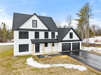 673 Streamside Avenue, Hermon, ME 04401
