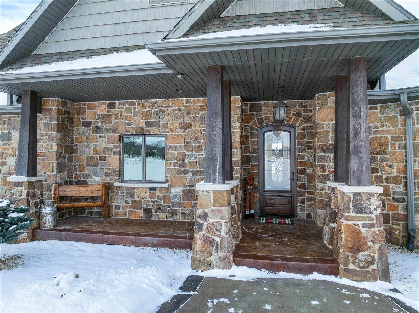 9073 Richfield Drive, Marshfield, WI 54449