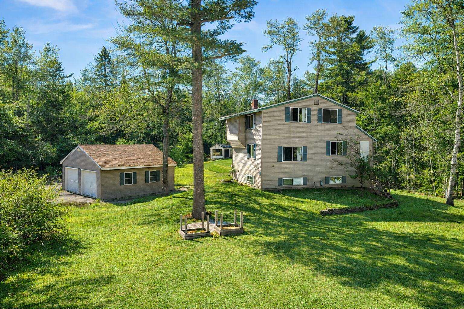 411 Levenseller Road, Holden, ME 04429