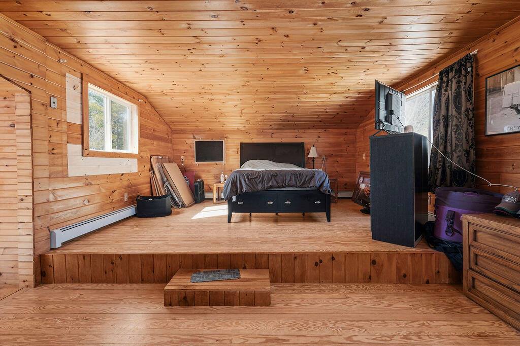 411 Levenseller Road, Holden, ME 04429