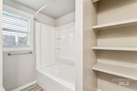 2105 Airport Ave, Caldwell, ID 83605