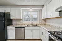 2105 Airport Ave, Caldwell, ID 83605