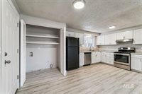 2105 Airport Ave, Caldwell, ID 83605