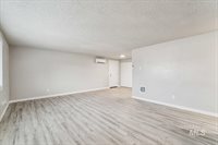 2105 Airport Ave, Caldwell, ID 83605